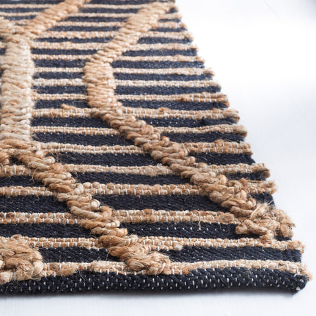 Safavieh Natural Fiber Nf378Z Black/Natural Rug.