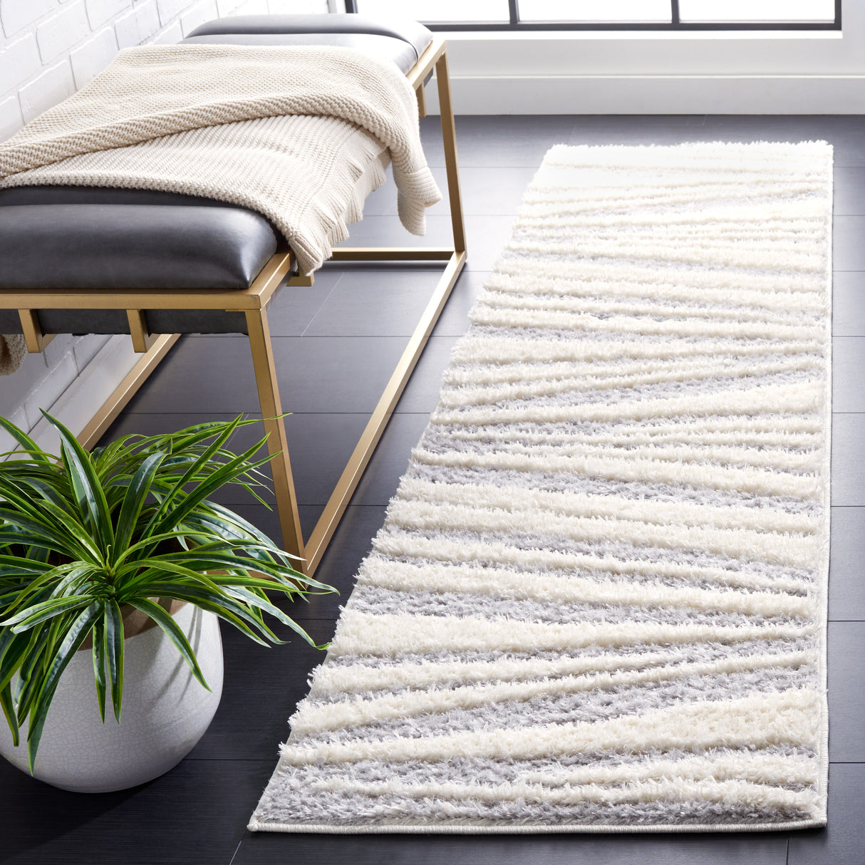 Safavieh Norway Nor200F Grey/Ivory Rug.
