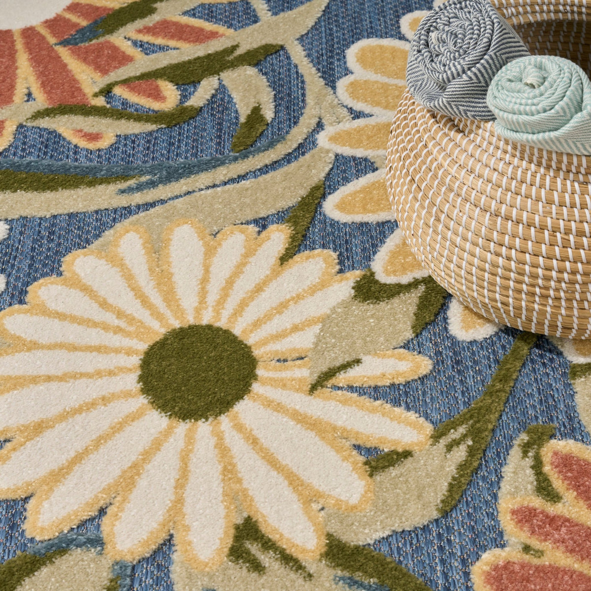 Nourison Aloha ALH33 Machine Made Blue, Sage Rug