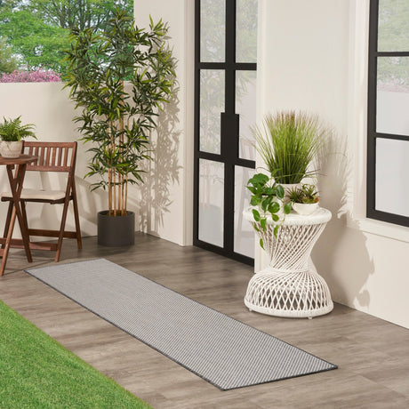 Nourison Courtyard COU01 Machine Made Ivory, Charcoal Rug - 99446162304