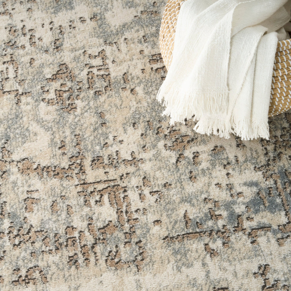 Nourison Quarry QUA17 Machine Made Ivory, Beige Rug