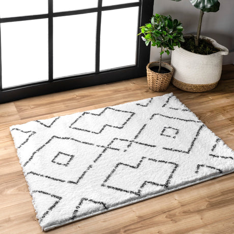 Nuloom Beaulah Nbe2011B White Rug - Nuloom - hjkz01a - 203