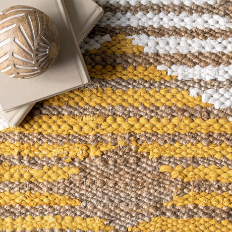 Nuloom Marla Denim And Nma1416D Yellow Rug.