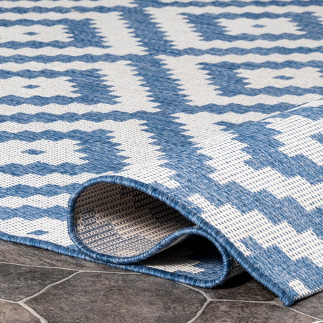 Nuloom Marybelle Tribal Trellis Nma2857B Blue Rug.