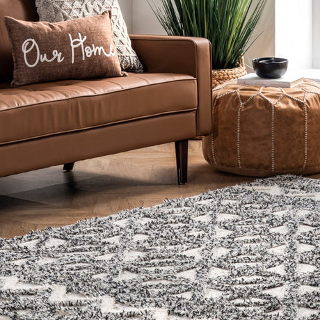 Nuloom Mcclaire Diamonds Nmc3314A Gray Rug.