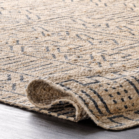 Nuloom Micaela Tribal Nmi2820A Gray Rug.