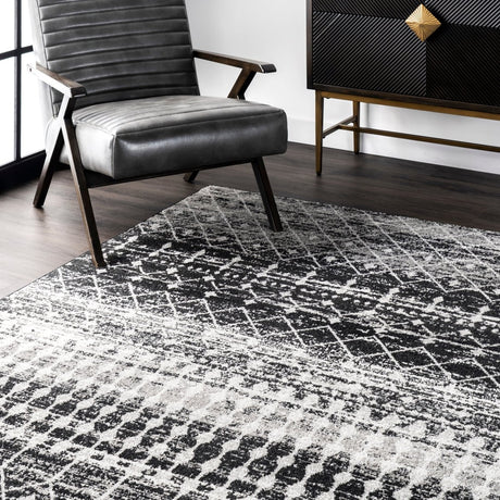 Nuloom Moroccan Blythe Nmo3123A Black Rug.