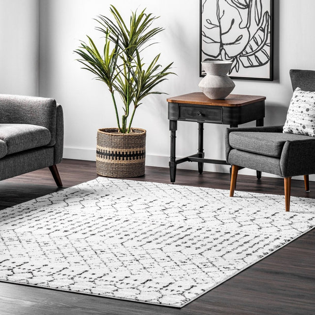 Nuloom Moroccan Blythe Nmo3123L White And Black Rug.