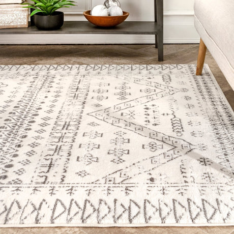 Nuloom Moroccan Frances Lpct09B Light Gray Rug.