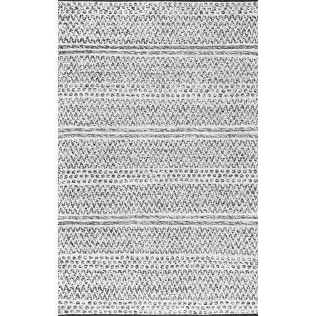 Nuloom Natosha Chevron Nna3586A Silver Rug.