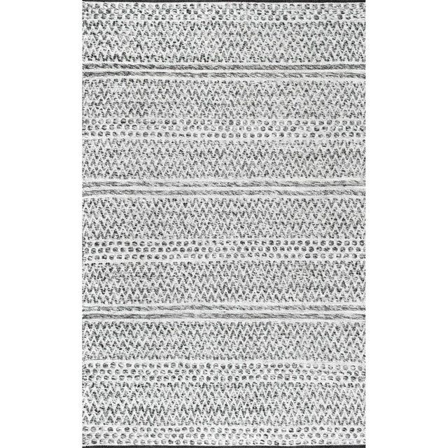 Nuloom Natosha Chevron Nna3586A Silver Rug.