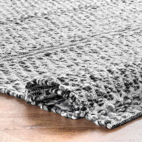 Nuloom Natosha Chevron Nna3586A Silver Rug.