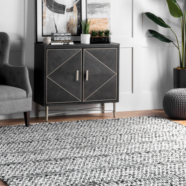 Nuloom Natosha Chevron Nna3586A Silver Rug.