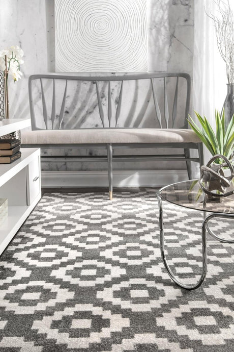 Nuloom Pixel Trellis Julian Npi3222A Gray Rug.