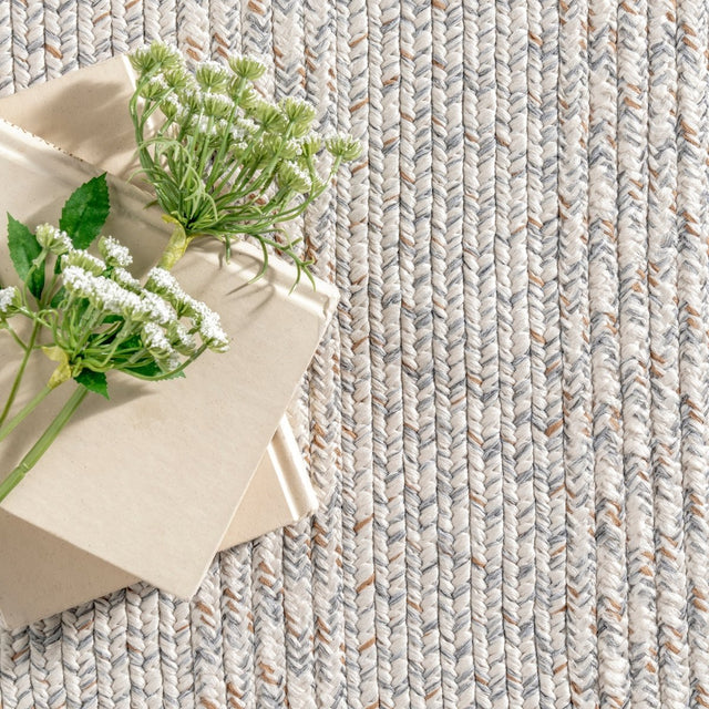 Nuloom Rowan Texture Nro2034D Ivory Rug.