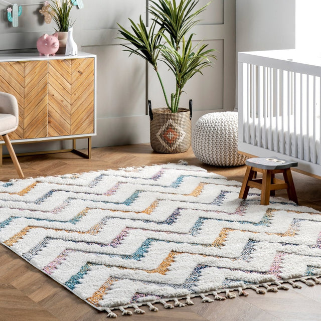 Nuloom Rumi Chevron Nru2986A Beige Rug.