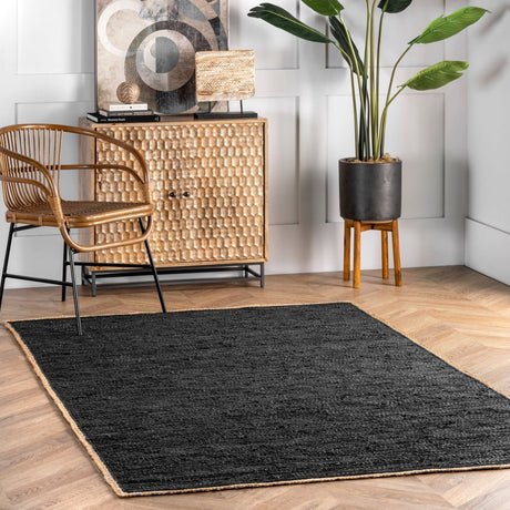 Nuloom Sabby Leather Nsa3290A Black Rug.