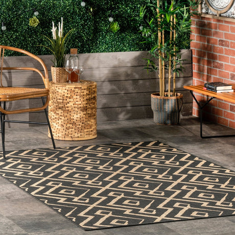 Nuloom Sammi Trellis Nsa1782B Charcoal Rug.