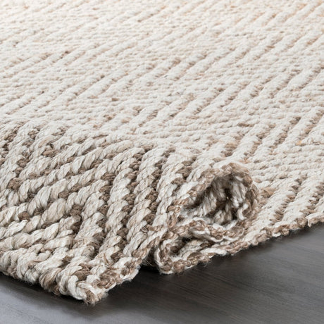 Nuloom Vania Chevron Nva1620A Off White Rug.