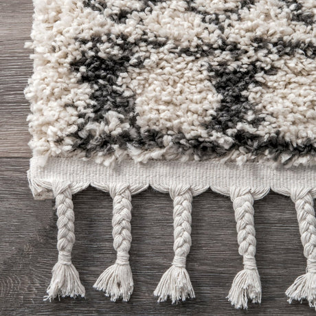 Nuloom Vasiliki Moroccan Nva1836D Off White Rug.