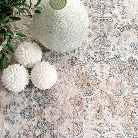 Nuloom Vintage Jodee Cfdr04B Silver Rug.