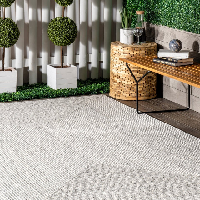 Nuloom Wynn Nwy1993D Ivory Rug.