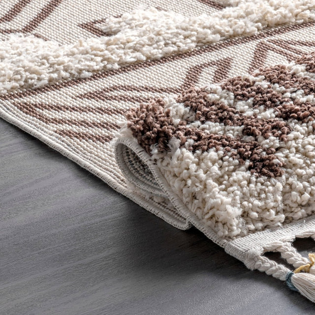 Nuloom Zuri Banded Tribal Nzu1832A Brown Rug.