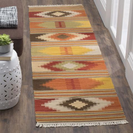 Safavieh Navajo Kilim Nvk177A Red / Multi Rugs.