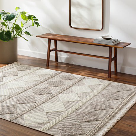 Surya New Delhi Nwh-2301 Light Grey, Sterling Grey, Metallic - Silver, Pewter Rug.