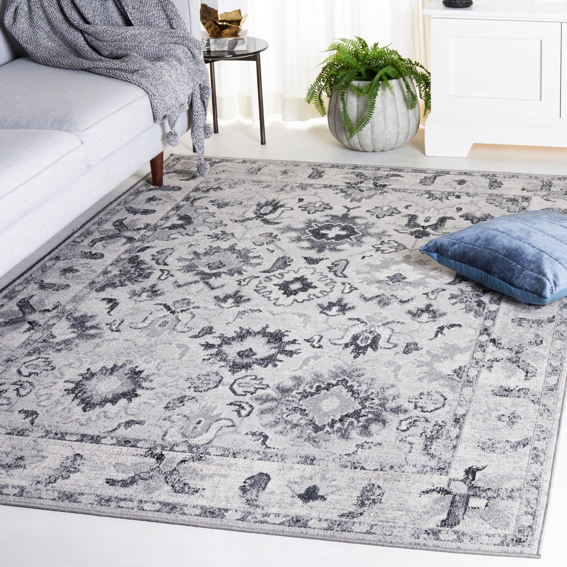 Safavieh Odyssey Ody850F Grey/Black Area Rug