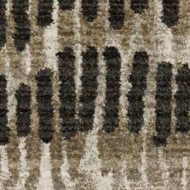 Oriental Weavers Bauer 8120D Beige/ Charcoal Rug.