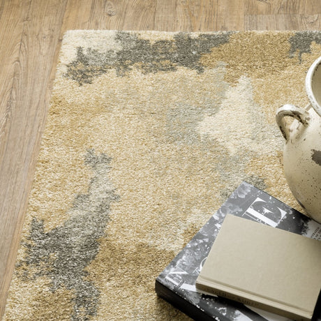 Oriental Weavers Sphinx Astor 2268Z Beige/ Gold Rugs.