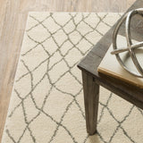 Oriental Weavers Sphinx Carson 0738B Ivory/ Grey Rugs.