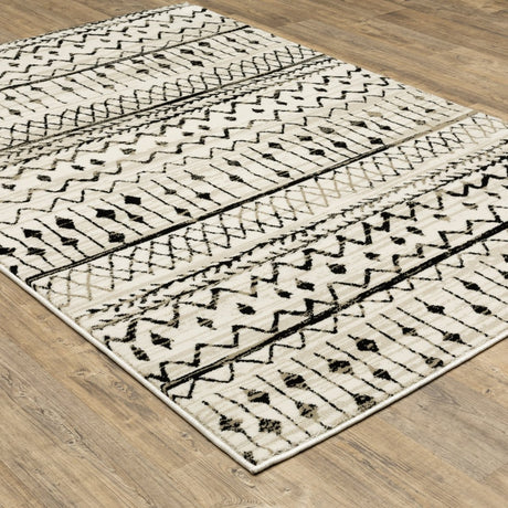 Oriental Weavers Sphinx Georgia 8826E Ivory/ Black Rugs.