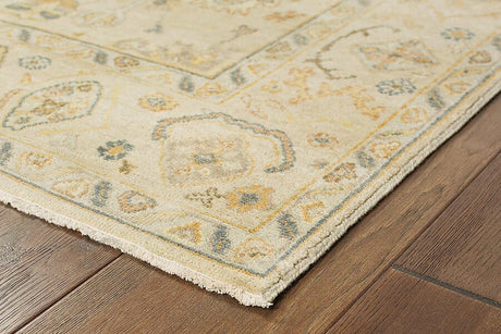 Oriental Weavers Sphinx Palace 10301 Beige / Grey Rugs.