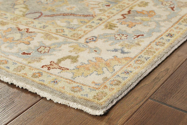 Oriental Weavers Sphinx Palace 10305 Grey / Beige Rugs.