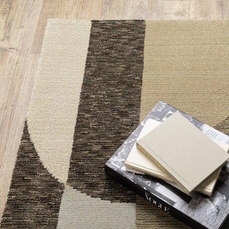 Oriental Weavers Sphinx Strada Str02 Brown/ Beige Rugs.