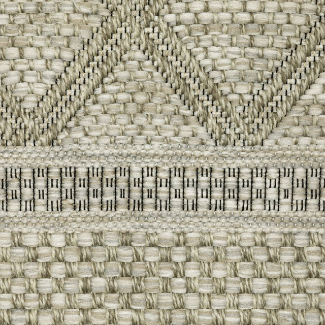 Oriental Weavers Sphinx Tortuga Tr10A Beige/ Black Rug.