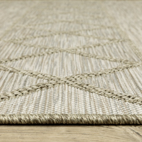 Oriental Weavers Sphinx Tortuga Tr11A Beige/ Beige Rug.