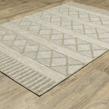 Oriental Weavers Sphinx Tortuga Tr11A Beige/ Beige Rug.