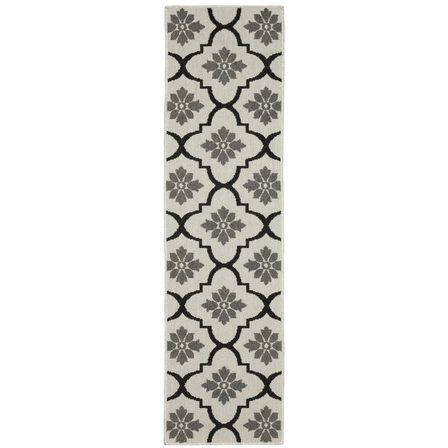 Oriental Weavers Torrey 5562E Beige/ Black Rug.