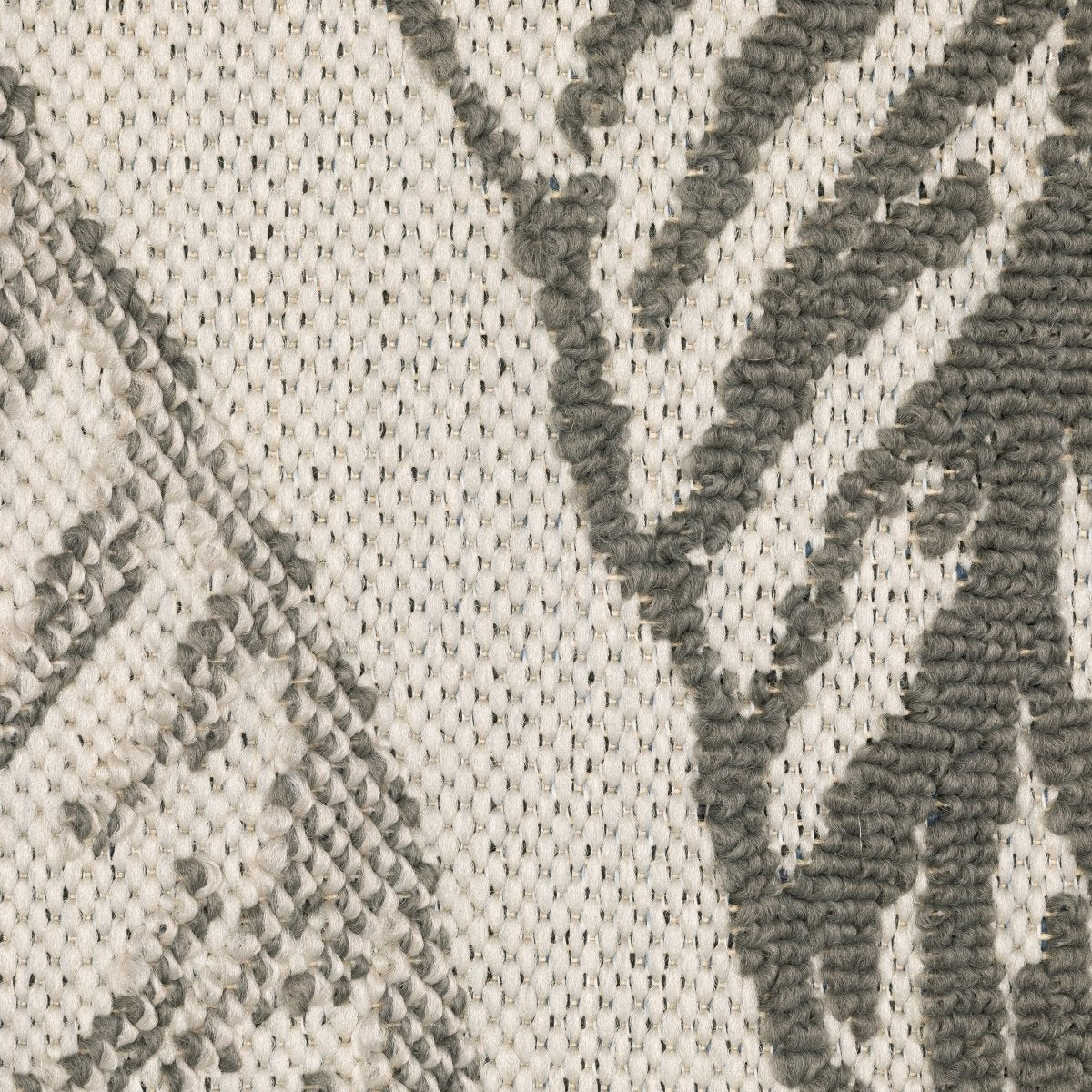 Oriental Weavers Torrey 5570Y Beige/ Grey Rug.