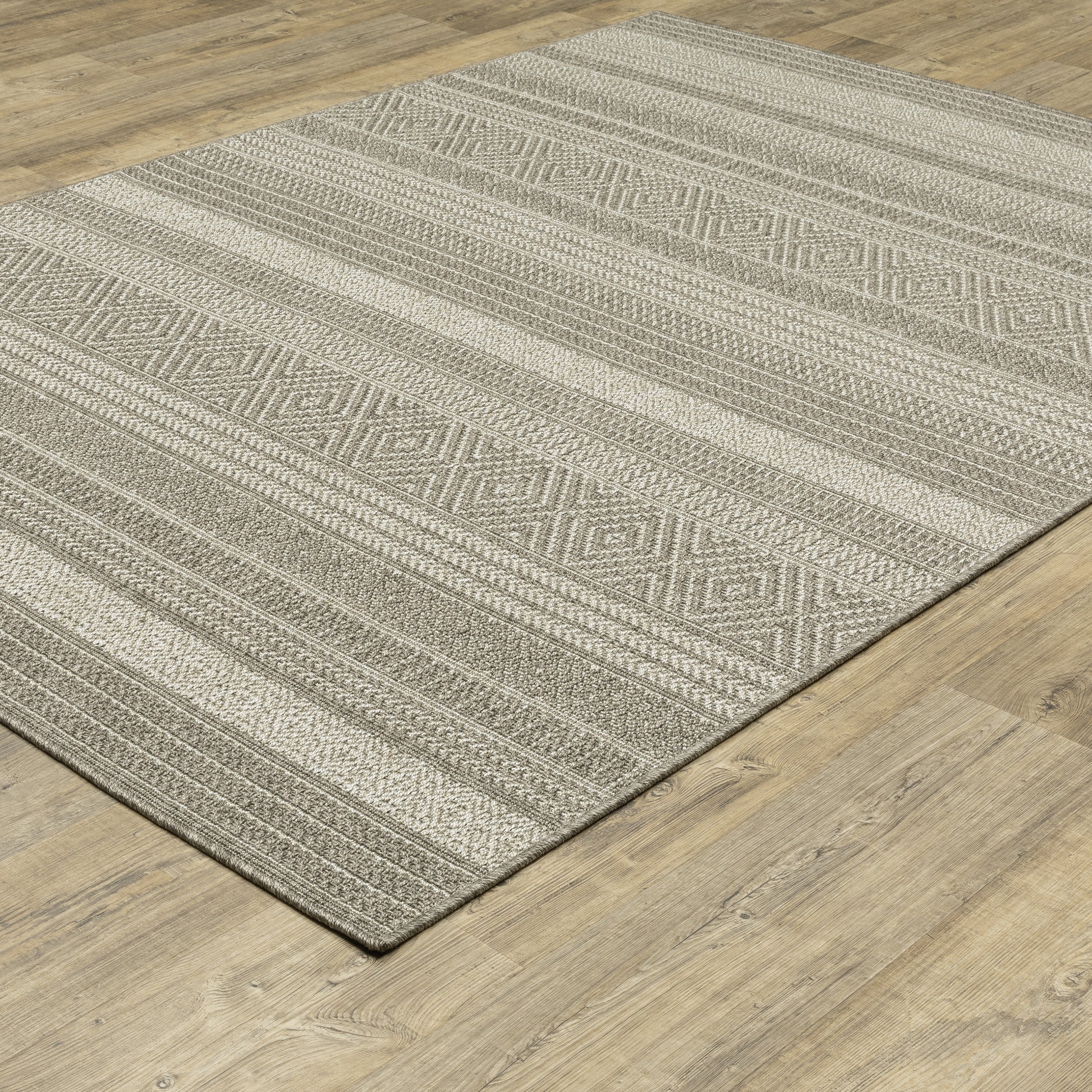 Oriental Weavers Sphinx Caicos Ca06A Grey/ Grey Area Rug