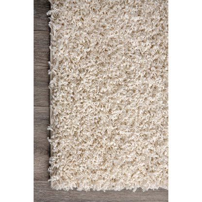 Nuloom Gwenyth Solid Shag Ozus02B Beige Area Rug