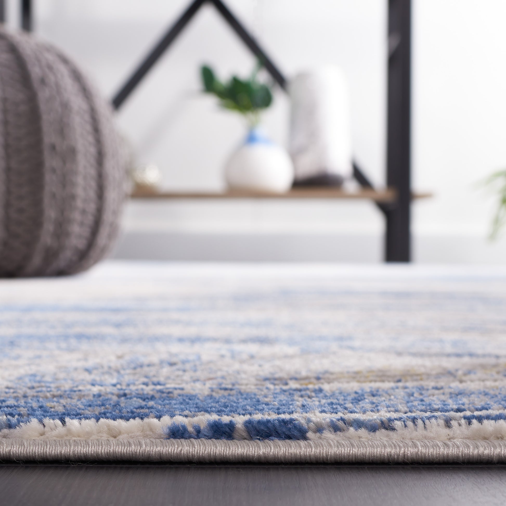 Safavieh Palma Pam316A Beige/Blue Area Rug