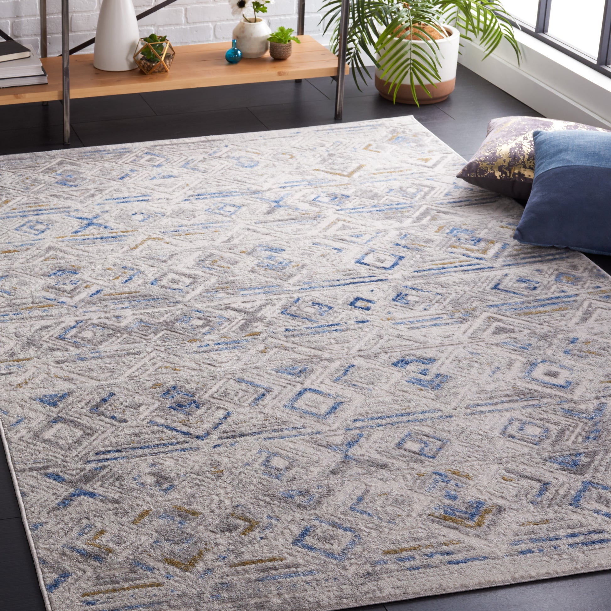 Safavieh Palma Pam332A Beige/Light Blue Area Rug