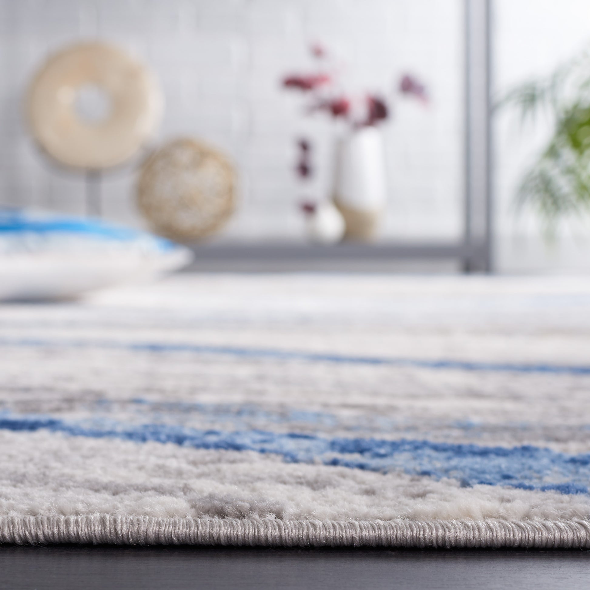 Safavieh Palma Pam334A Beige/Light Blue Area Rug