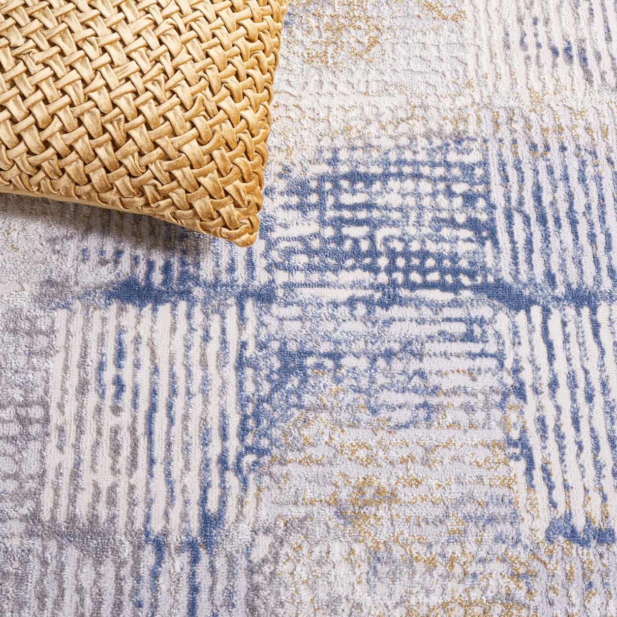 Safavieh Palma Pam350B Beige/Light Blue Rug.