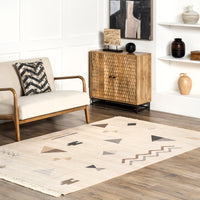 Nuloom Noemie Tribal Synbols Svbr06A Ivory Area Rug