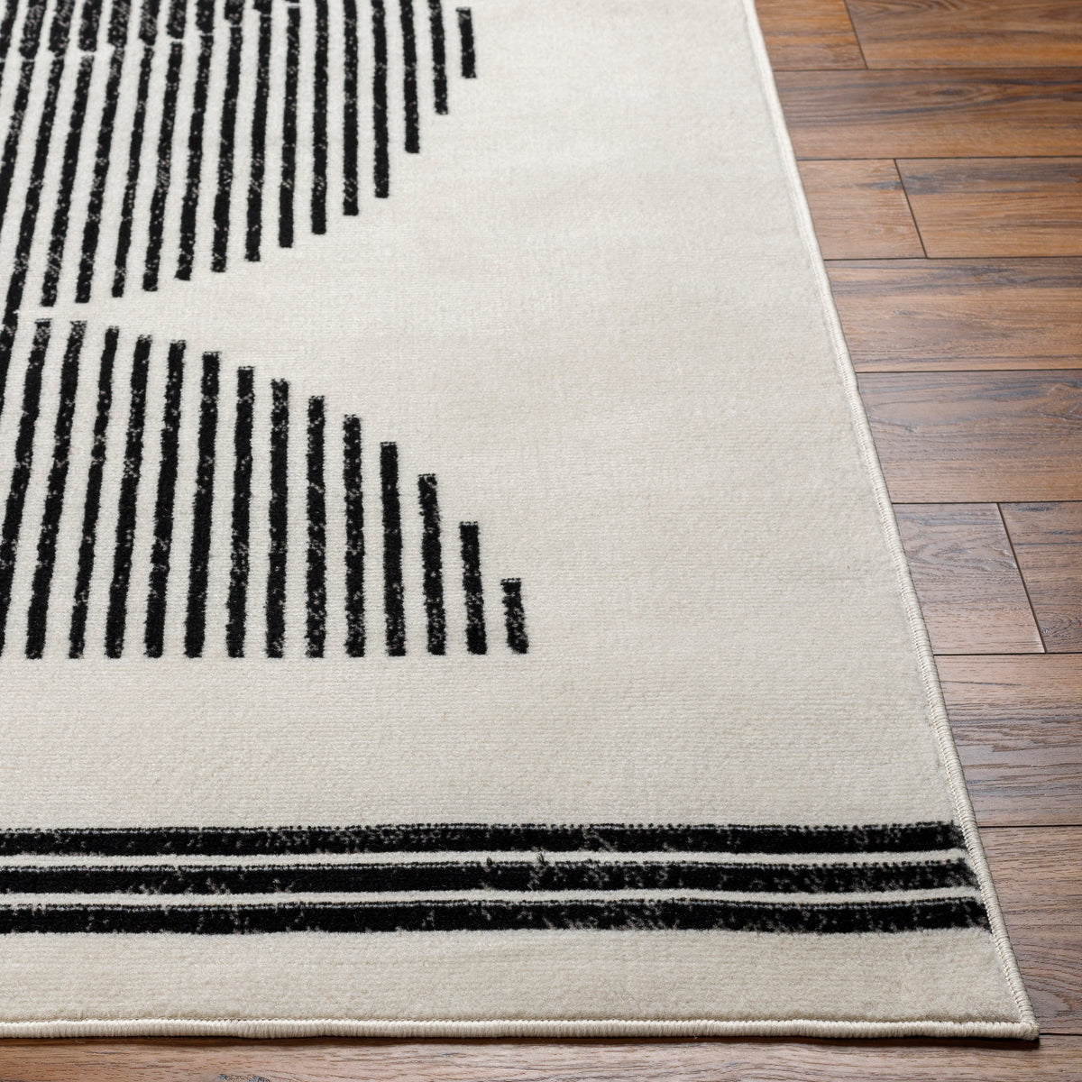 Surya Pisa Pss-2364 Light Gray, Black, Charcoal Rug.
